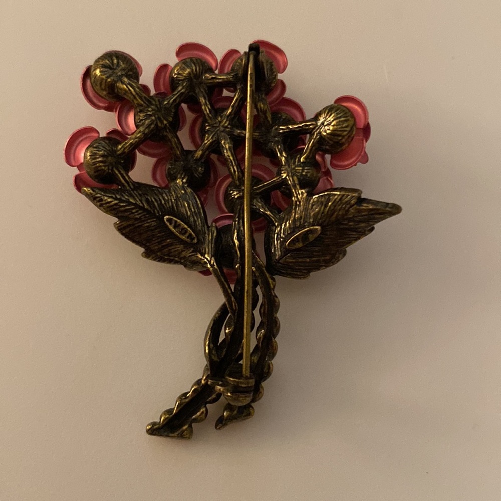 9 Vintage Floral Flower Themed Pins Brooches incl Sarah Coventry Avon Monet - Picture 13 of 16